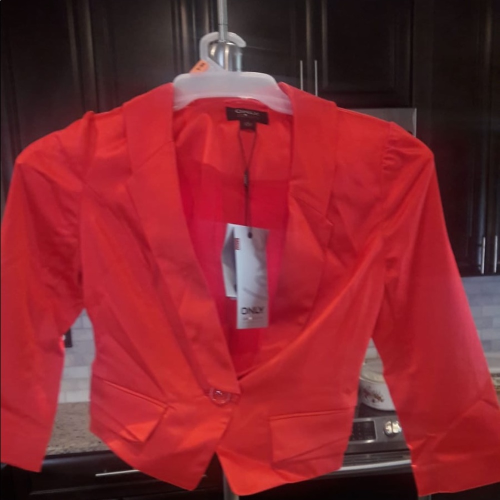 Only True collection blazer